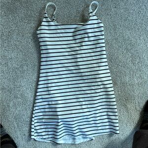 Abercrombie & Fitch White and Black Striped active dress